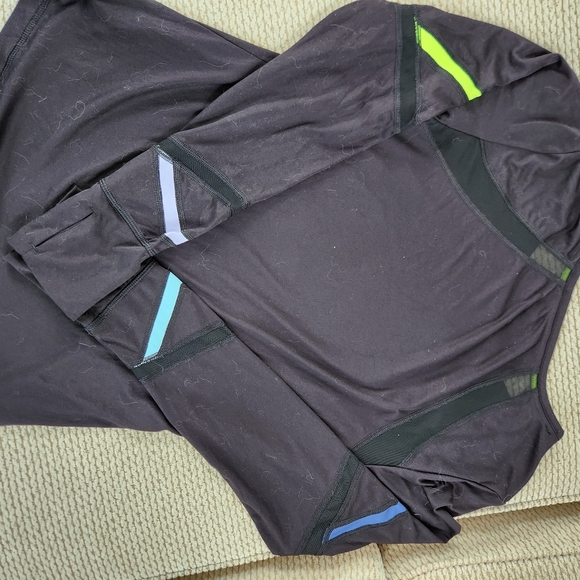 Fila Women's Black Pants with Neon Accents, Medium - Picture 10 of 12